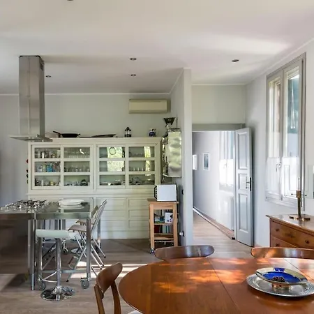 Appartement Canal Views And A Secret Garden In Giudecca