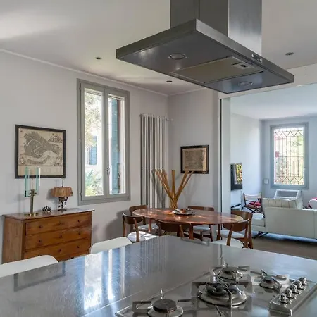 Appartement Canal Views And A Secret Garden In Giudecca *